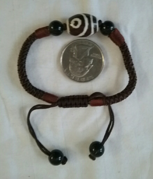 Unisex Tibetan Dzi Bead Bracelets - Picture 3 of 4